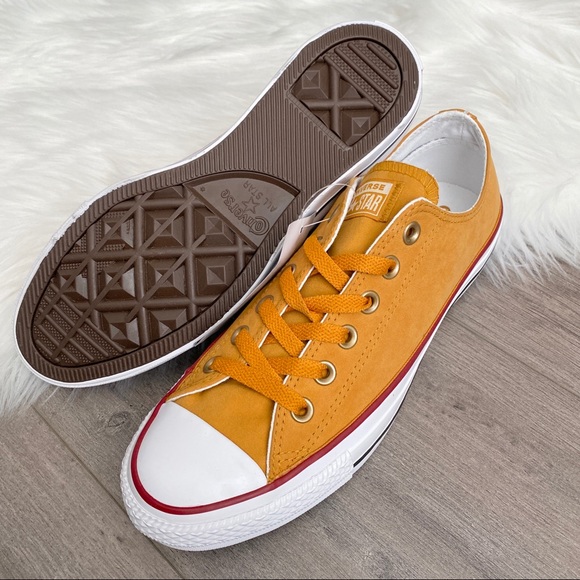 NWT Converse Ctas OX Women’s Shoes - Picture 4 of 9